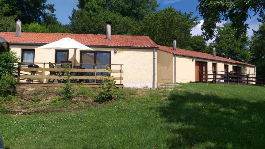 Bungalows Du Lac De Rabais ヴィルトン エクステリア 写真
